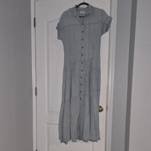 Bluivy Chambray Buttoned Cuffed Sleeve Maxi Dress